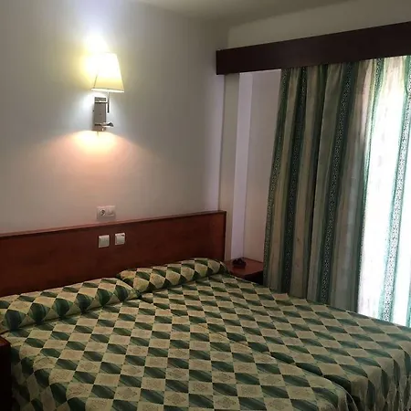 Hostal Lido إل أرينال