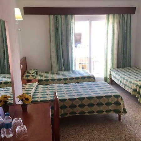 فندق Hostal Lido